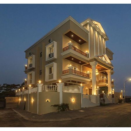 Mountain Glory 8Bhk By Tensorstays, Pool & Theater Igatpuri Buitenkant foto
