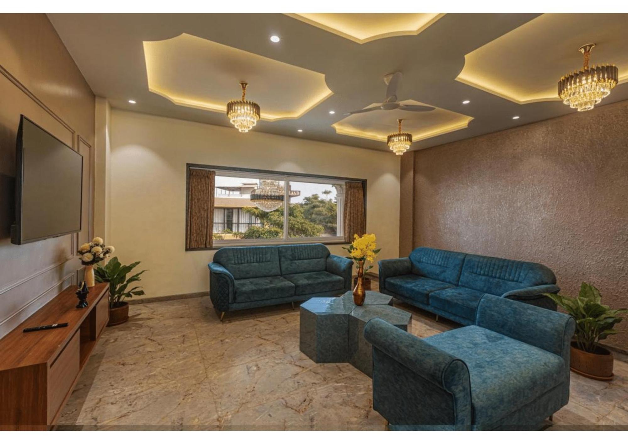 Mountain Glory 8Bhk By Tensorstays, Pool & Theater Igatpuri Buitenkant foto